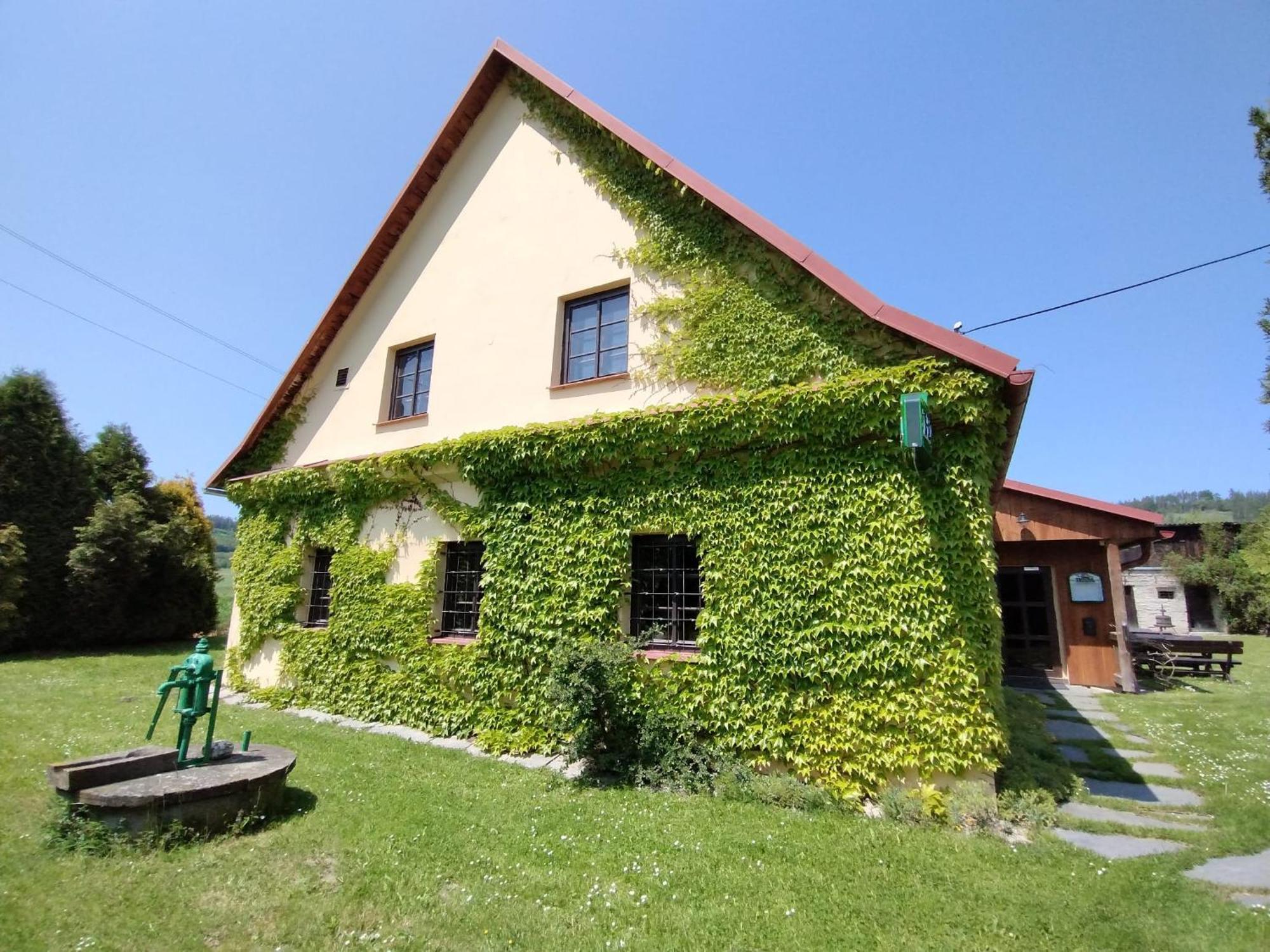 Penzion Kelt Hotel Zator ภายนอก รูปภาพ