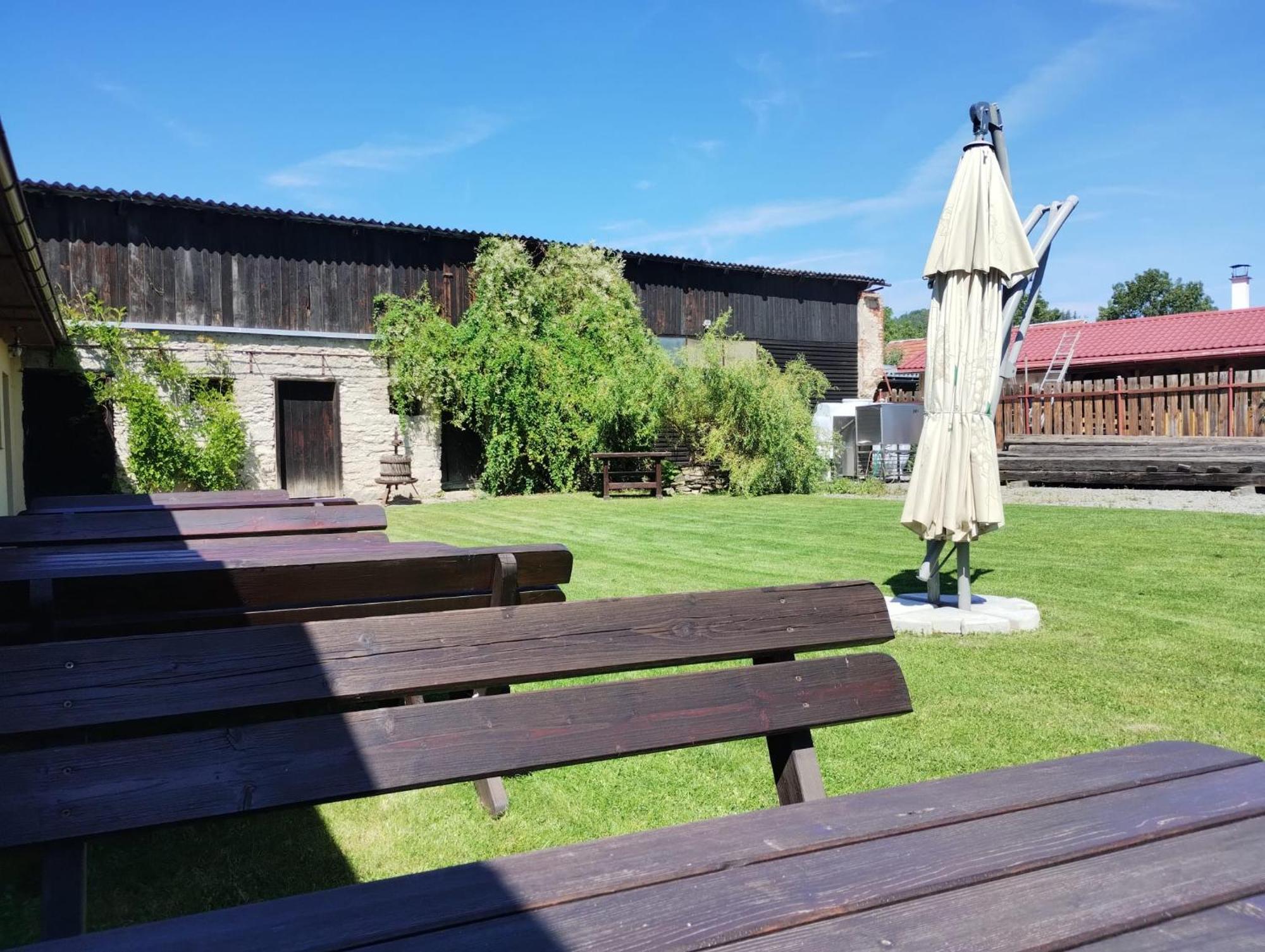 Penzion Kelt Hotel Zator ภายนอก รูปภาพ